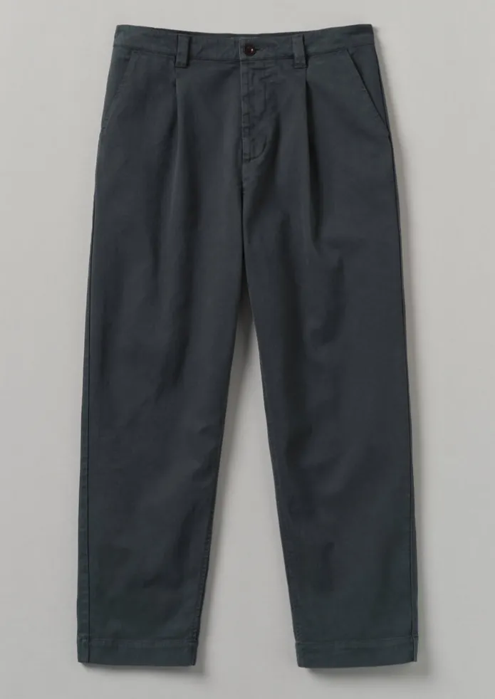 Garment Dyed Cotton Pleat Trousers