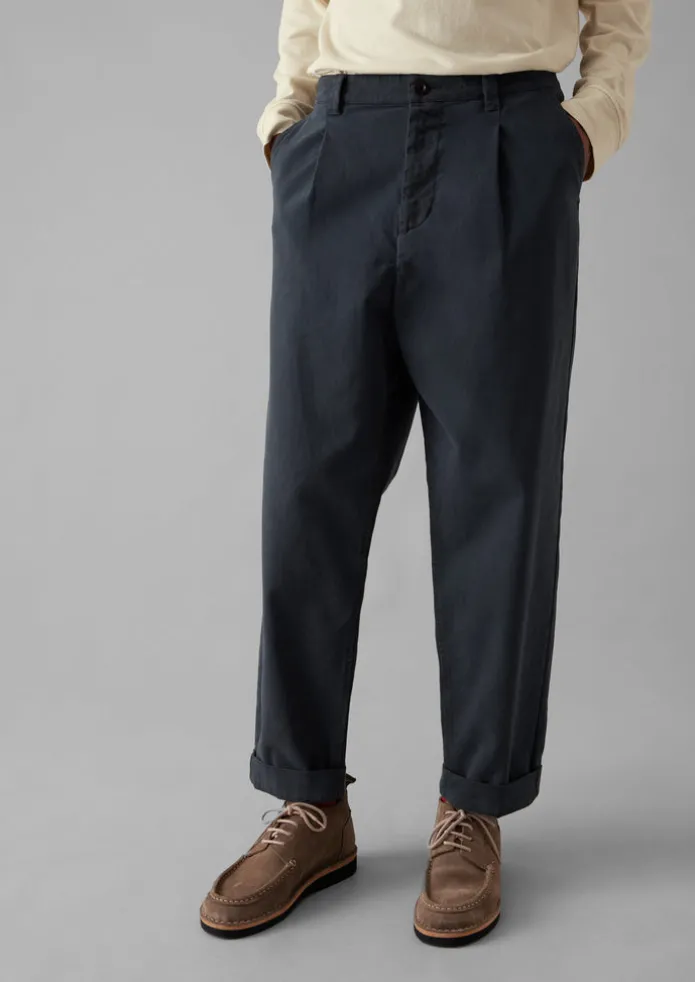 Garment Dyed Cotton Pleat Trousers