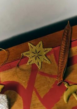 Hammered Metal Star Decoration