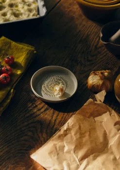 Jynsym Ong Pestle and Mortar