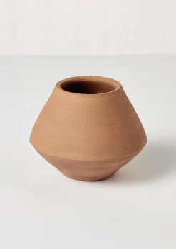 Lopa Terracotta Planter