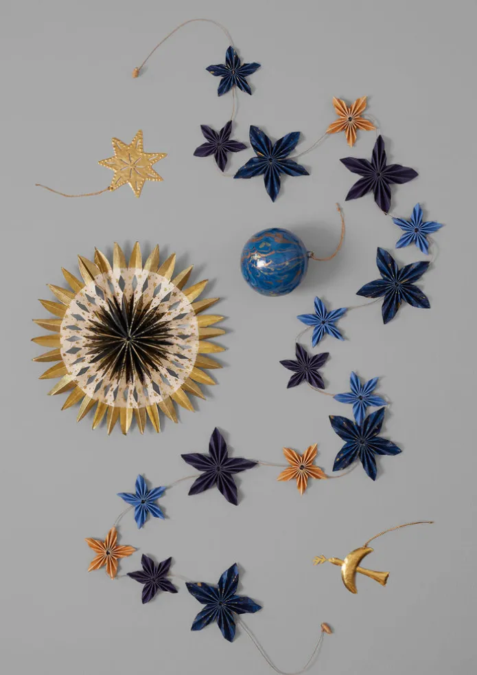 Marbled Star Paper Garland