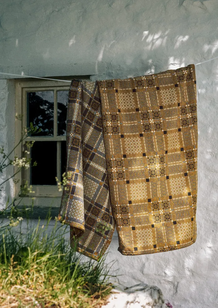 Melin Tregwynt Welsh Blanket