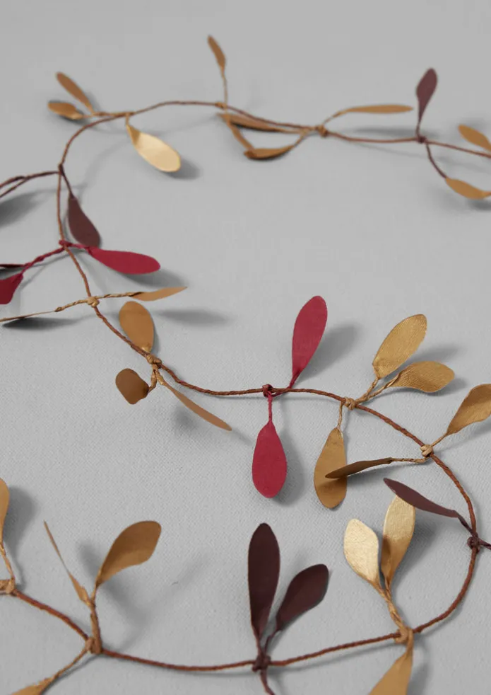Mistletoe Paper Tinsel