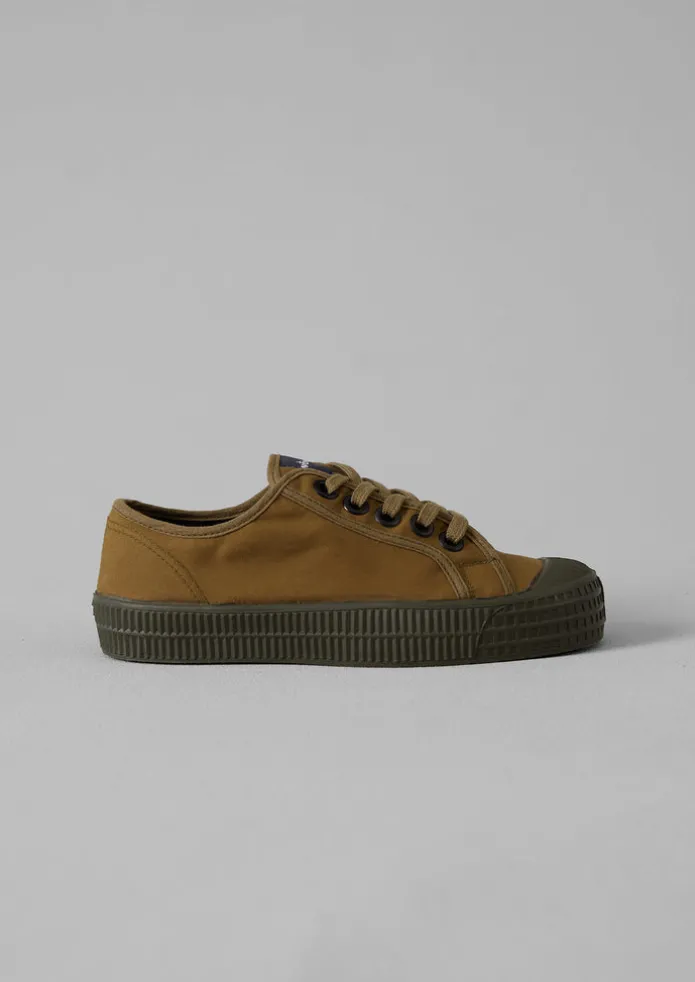 Novesta Star Master Waxed Cotton Plimsolls