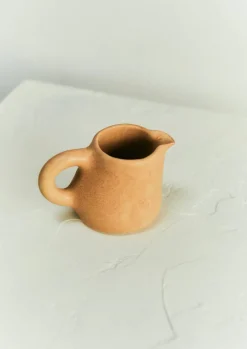 Polly Liu Chubby Creamer