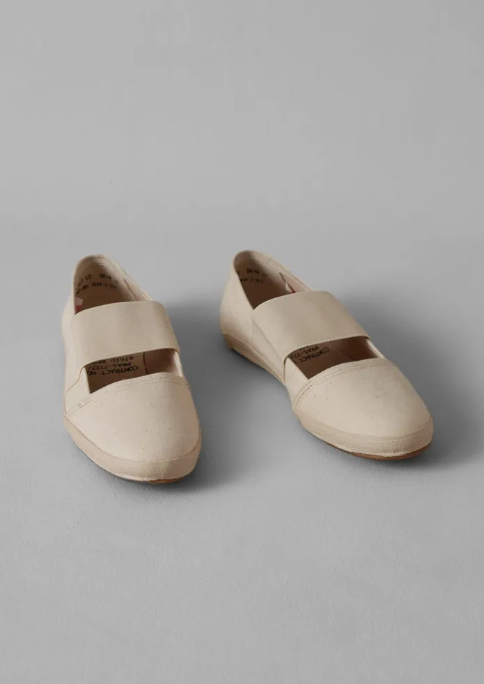 Pras Canvas Pumps