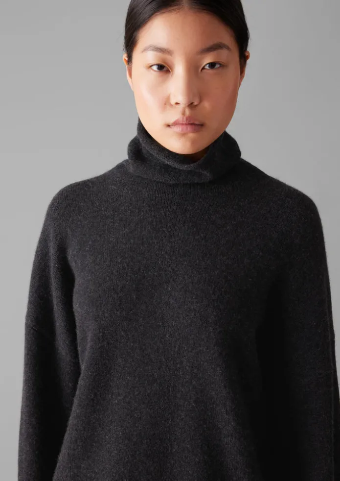Roll Neck Wool Cashmere Sweater
