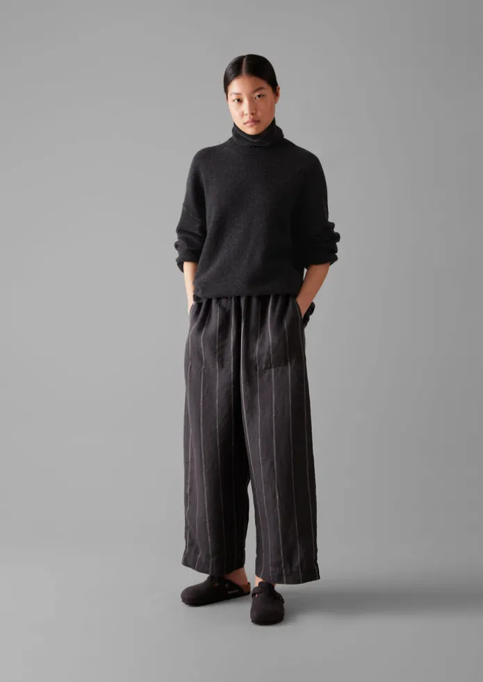 Roll Neck Wool Cashmere Sweater