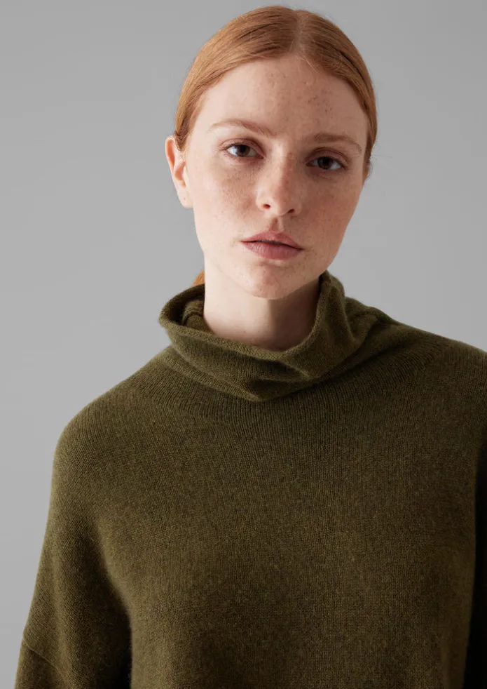 Roll Neck Wool Cashmere Sweater