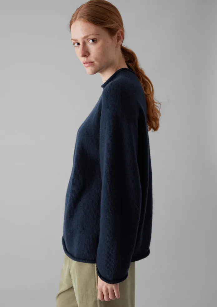 Seamless Recycled Cashmere Sweater