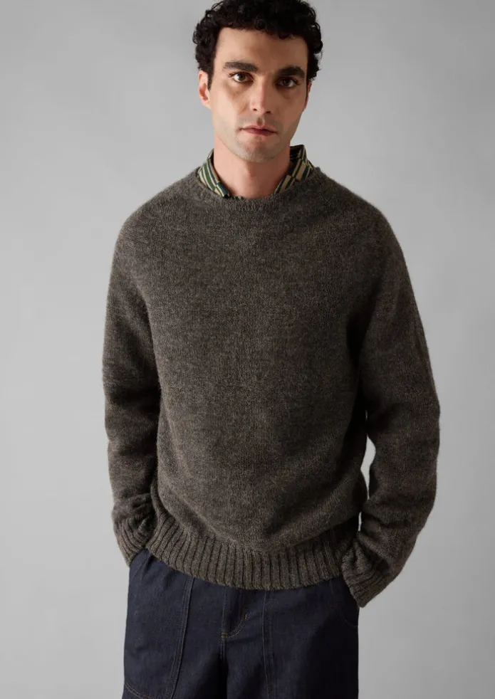 Seamless Shetland Wool Sweater