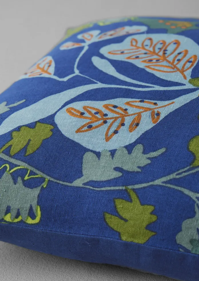 Trailing Foliage Linen Cushion Cover