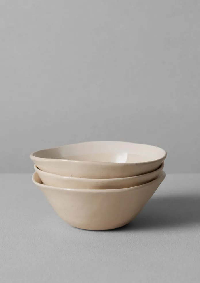 Wonki Ware White Wash Pudding Bowl
