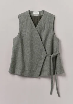 Wool Flannel Sleeveless Jacket